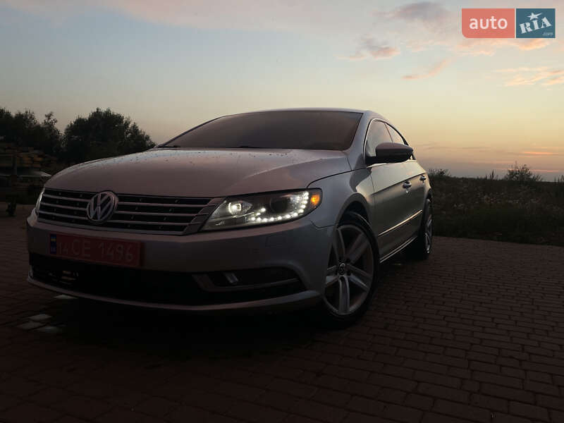 Купе Volkswagen CC / Passat CC 2013 в Івано-Франківську
