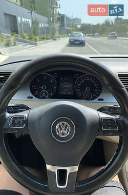 Купе Volkswagen CC / Passat CC 2009 в 