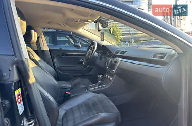 Купе Volkswagen CC / Passat CC 2012 в 