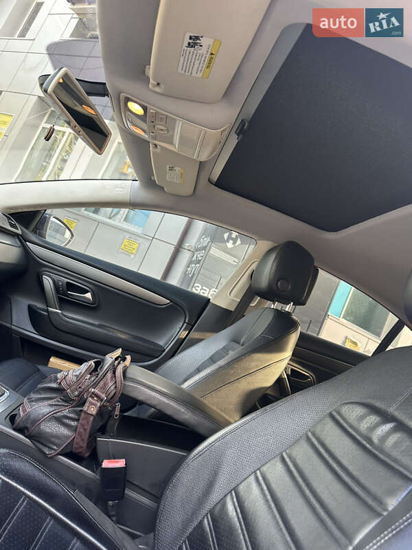 Купе Volkswagen CC / Passat CC 2012 в Чернигове