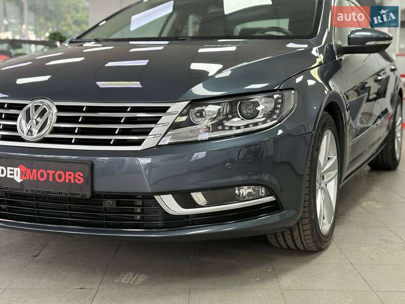 Купе Volkswagen CC / Passat CC 2014 в Киеве