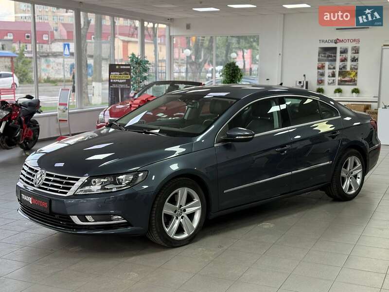 Купе Volkswagen CC / Passat CC 2014 в Киеве