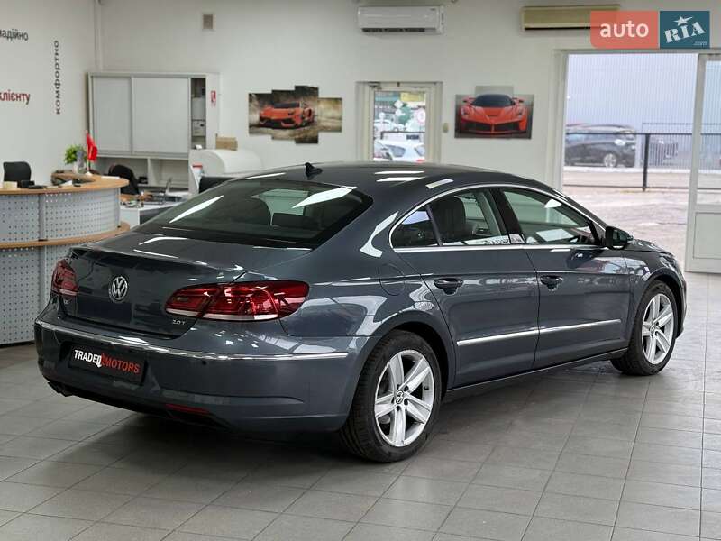 Купе Volkswagen CC / Passat CC 2014 в Киеве