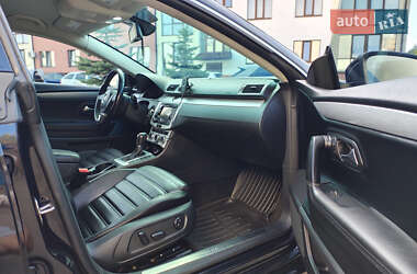 Купе Volkswagen CC / Passat CC 2012 в 