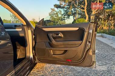 Купе Volkswagen CC / Passat CC 2013 в 