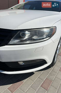 Купе Volkswagen CC / Passat CC 2012 в 
