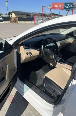 Купе Volkswagen CC / Passat CC 2012 в 