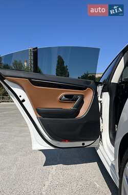 Купе Volkswagen CC / Passat CC 2013 в 