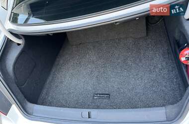 Купе Volkswagen CC / Passat CC 2013 в 