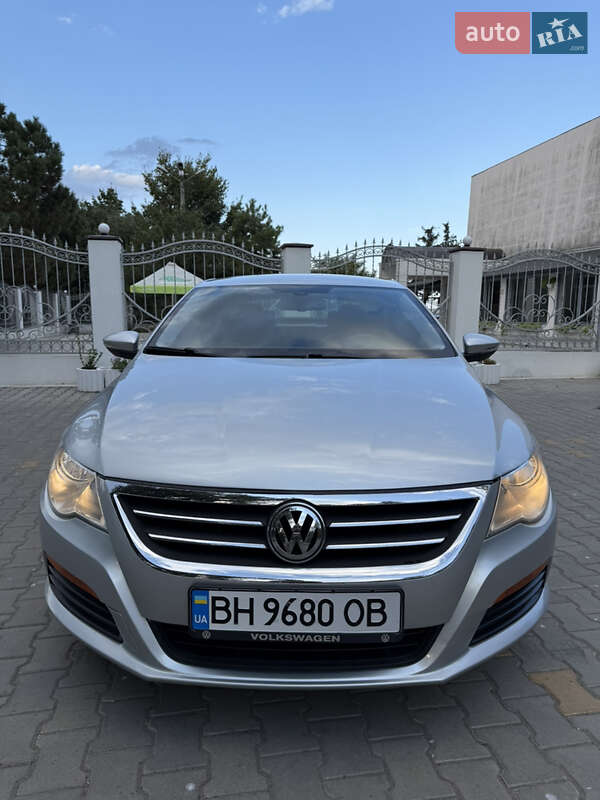 Купе Volkswagen CC / Passat CC 2011 в Белгороде-Днестровском