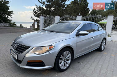 Купе Volkswagen CC / Passat CC 2011 в Білгороді-Дністровському