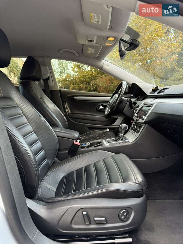 Купе Volkswagen CC / Passat CC 2011 в Белгороде-Днестровском