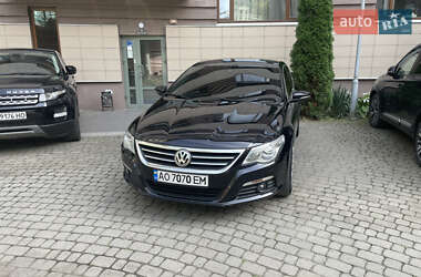 Купе Volkswagen CC / Passat CC 2010 в Ужгороде