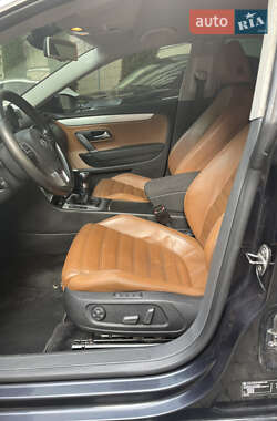 Купе Volkswagen CC / Passat CC 2010 в 