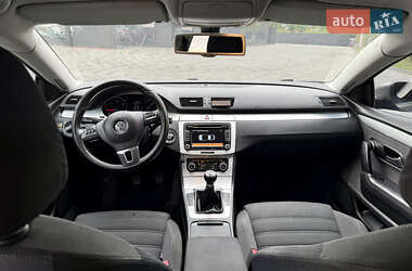 Купе Volkswagen CC / Passat CC 2009 в 