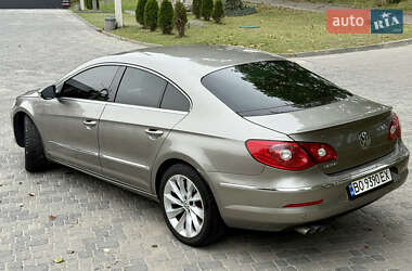 Купе Volkswagen CC / Passat CC 2009 в 