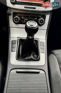 Купе Volkswagen CC / Passat CC 2009 в 