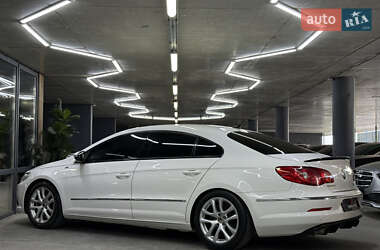 Купе Volkswagen CC / Passat CC 2011 в 