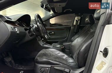 Купе Volkswagen CC / Passat CC 2011 в 