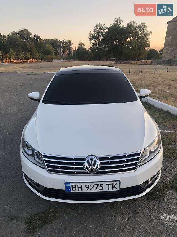 Купе Volkswagen CC / Passat CC 2014 в Білгороді-Дністровському
