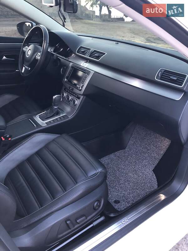Купе Volkswagen CC / Passat CC 2014 в Білгороді-Дністровському