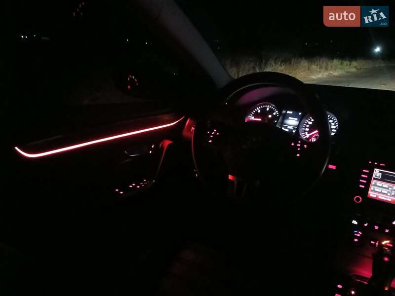 Купе Volkswagen CC / Passat CC 2014 в Білгороді-Дністровському