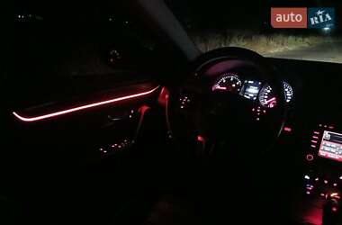 Купе Volkswagen CC / Passat CC 2014 в 
