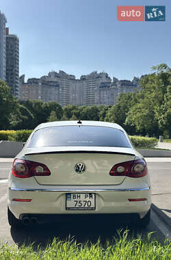 Купе Volkswagen CC / Passat CC 2010 в 