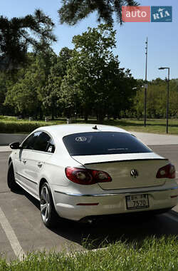 Купе Volkswagen CC / Passat CC 2010 в 