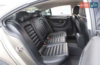Купе Volkswagen CC / Passat CC 2012 в 