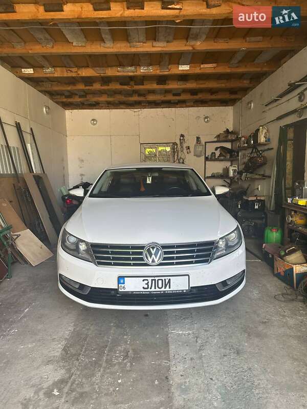 Купе Volkswagen CC / Passat CC 2012 в Києві фото 10 Купе Volkswagen CC / Passat CC 2012 в Києві