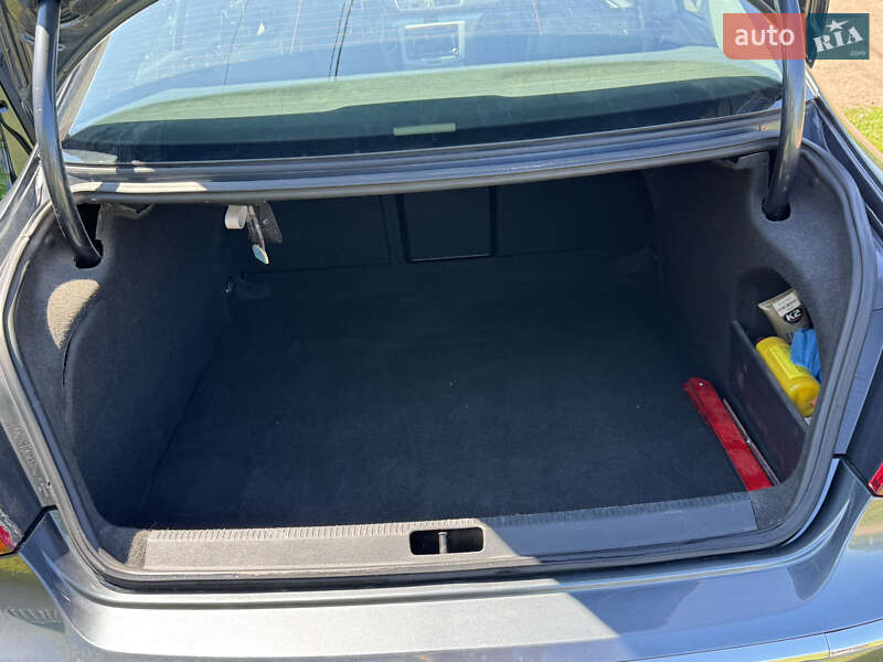 Купе Volkswagen CC / Passat CC 2011 в Андрушевке