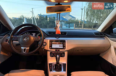 Купе Volkswagen CC / Passat CC 2012 в 