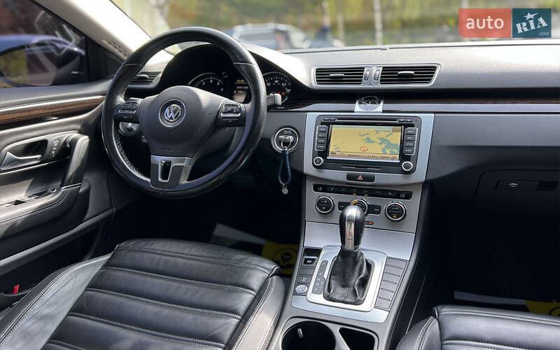 Купе Volkswagen CC / Passat CC 2014 в Львове