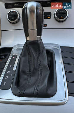 Купе Volkswagen CC / Passat CC 2012 в 
