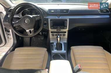 Купе Volkswagen CC / Passat CC 2012 в 