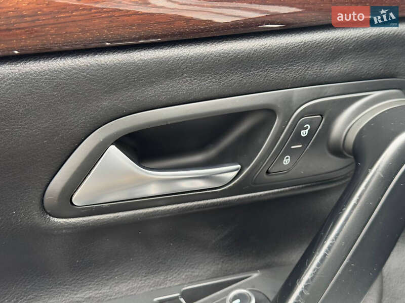 Купе Volkswagen CC / Passat CC 2010 в Кривом Роге фото 12 Купе Volkswagen CC / Passat CC 2010 в Кривом Роге