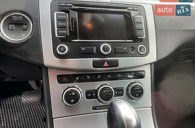 Купе Volkswagen CC / Passat CC 2014 в 
