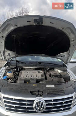 Купе Volkswagen CC / Passat CC 2014 в 