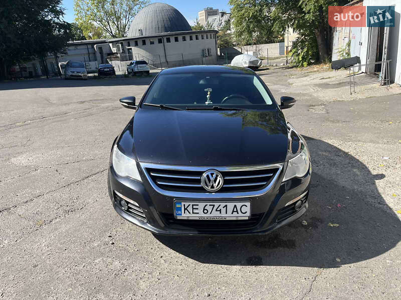 Купе Volkswagen CC / Passat CC 2009 в 