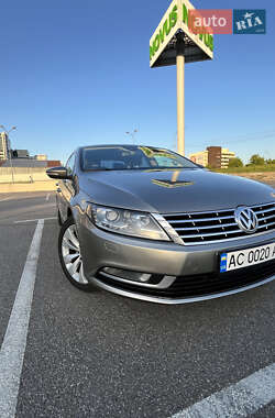Купе Volkswagen CC / Passat CC 2012 в Киеве
