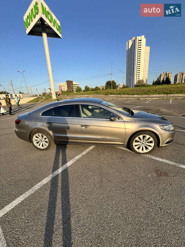 Купе Volkswagen CC / Passat CC 2012 в Луцке