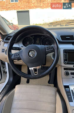 Купе Volkswagen CC / Passat CC 2013 в 