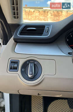 Купе Volkswagen CC / Passat CC 2013 в 