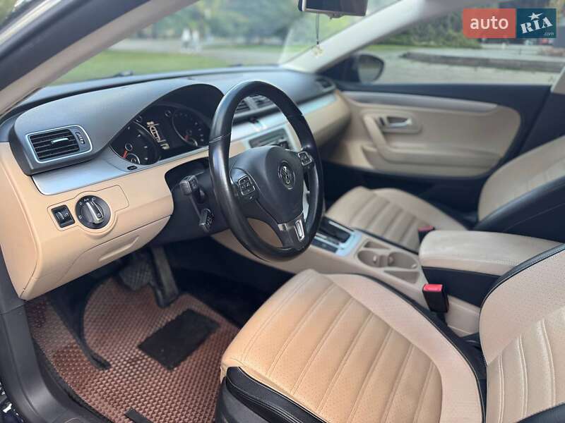Купе Volkswagen CC / Passat CC 2013 в Киеве фото 20 Купе Volkswagen CC / Passat CC 2013 в Киеве