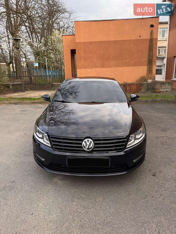 Купе Volkswagen CC / Passat CC 2014 в Ужгороде