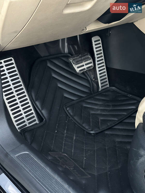 Купе Volkswagen CC / Passat CC 2013 в Ужгороде