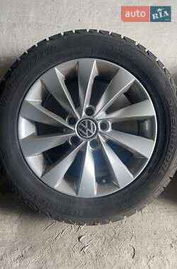 Купе Volkswagen CC / Passat CC 2013 в 