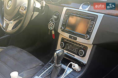 Купе Volkswagen CC / Passat CC 2011 в 