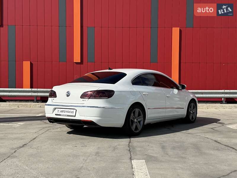 Купе Volkswagen CC / Passat CC 2015 в Киеве
